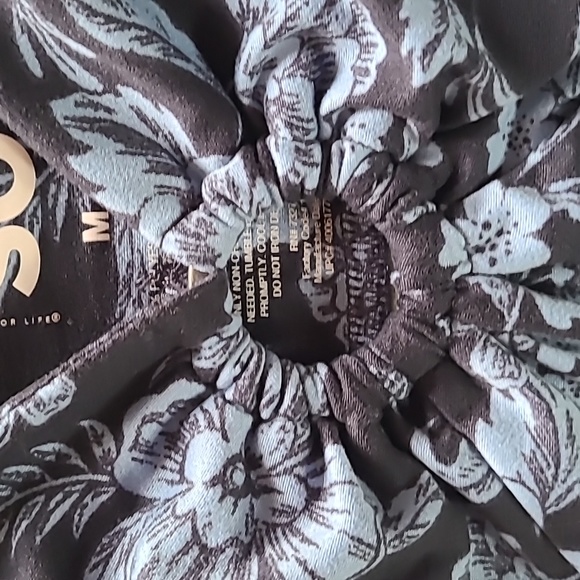 SO BRAND WOMENS JUNIOR SIZE SUMMER NAVY FLORAL DRESS SIZE MEDIUM - Picture 9 of 14